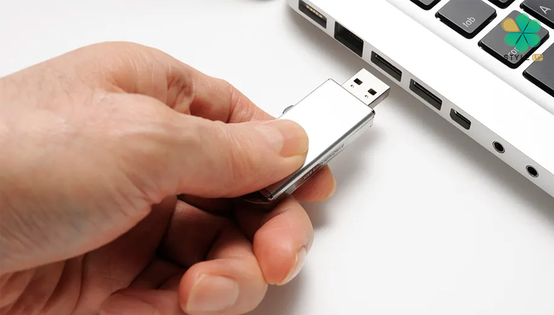 کابل USB برای اندروید و ایفون